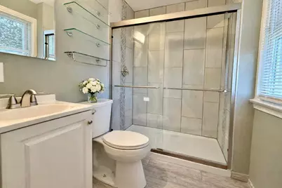 3728 S 19th St, Milwaukee, WI 53221 - Photo 6