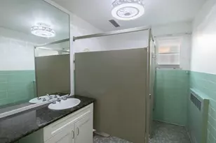 3319 Washington Ave, Racine, WI 53405 - Photo 8