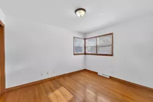 532 Rose Ann Dr, Burlington, WI 53105 - Photo 14