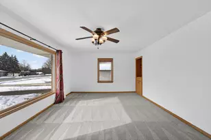 532 Rose Ann Dr, Burlington, WI 53105 - Photo 10