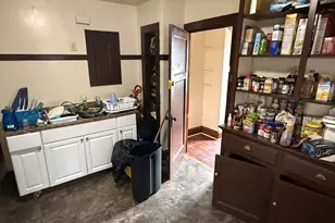 2932 N 44th St, Milwaukee, WI 53210 - Photo 6