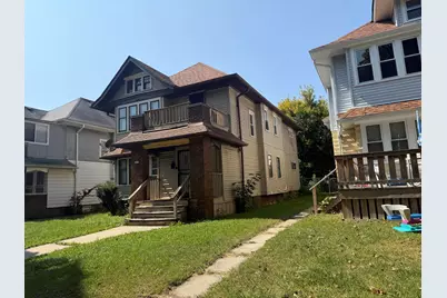 2919 N 47th St #2921, Milwaukee, WI 53210 - Photo 4