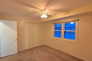 913 Chapel Hill Rd, Madison, WI 53711 - Photo 32