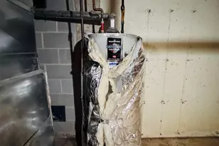 913 Chapel Hill Rd, Madison, WI 53711 - Photo 36