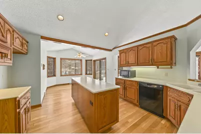 14591 W Fieldpointe Ct, New Berlin, WI 53151 - Photo 14