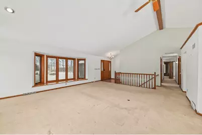 14591 W Fieldpointe Ct, New Berlin, WI 53151 - Photo 8