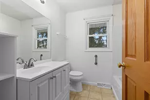 139 Debbie Ct, Waukesha, WI 53189 - Photo 28