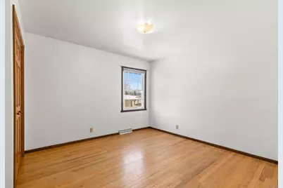 139  Debbie Ct, Waukesha, WI 53189 - Photo 26