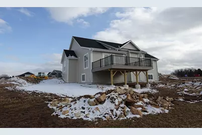 W259N5789  Apple Cider Ct, Lisbon, WI 53089 - Photo 2