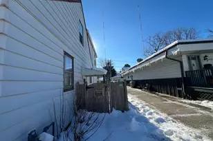 1409 W Custer Ave, Milwaukee, WI 53209 - Photo 18