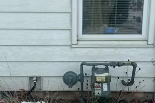 4860 N 104th St, Milwaukee, WI 53225 - Photo 10