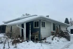 4860 N 104th St, Milwaukee, WI 53225 - Photo 14