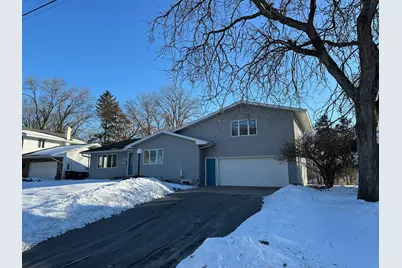 1014  Green Bay St, Onalaska, WI 54650 - Photo 2