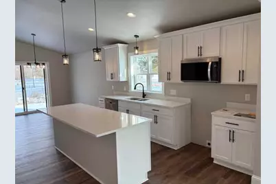 N6053  Westhaven Dr, Fond du Lac, WI 54937 - Photo 4