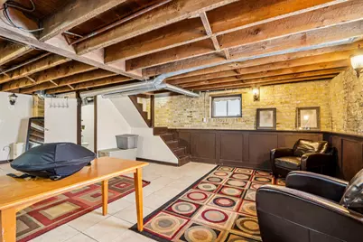 2557 N Gordon Pl, Milwaukee, WI 53212 - Photo 30