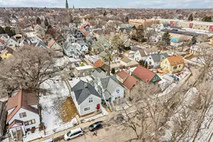 2557 N Gordon Pl, Milwaukee, WI 53212 - Photo 36