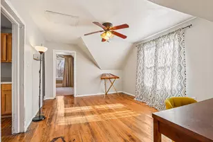 2557 N Gordon Pl, Milwaukee, WI 53212 - Photo 14