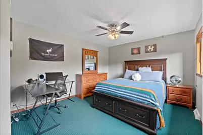 1319  Creekside Ct, Grafton, WI 53024 - Photo 26