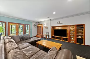 1319 Creekside Ct, Grafton, WI 53024 - Photo 42