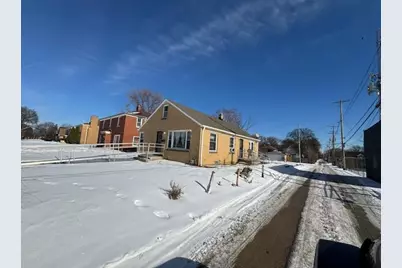 4020 N Sherman Blvd, Milwaukee, WI 53216 - Photo 2