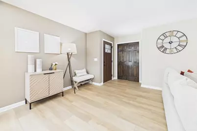 2000  Ramona Rd, Waukesha, WI 53186 - Photo 10