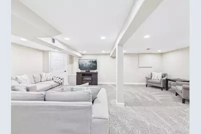 2000  Ramona Rd, Waukesha, WI 53186 - Photo 62