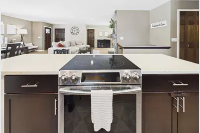 2000  Ramona Rd, Waukesha, WI 53186 - Photo 32