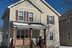 2476 W Garfield Ave, Milwaukee, WI 53205 - Photo 2