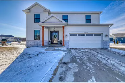 N56W24205  Simona Ct, Sussex, WI 53089 - Photo 1