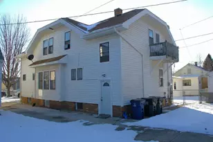 712 Wolff St, Racine, WI 53402 - Photo 4