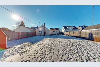 1119 N 18th St, Manitowoc, WI 54220 - Photo 4