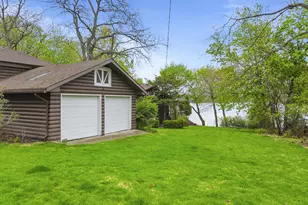 2304 N Shore Dr, Delavan, WI 53115 - Photo 86