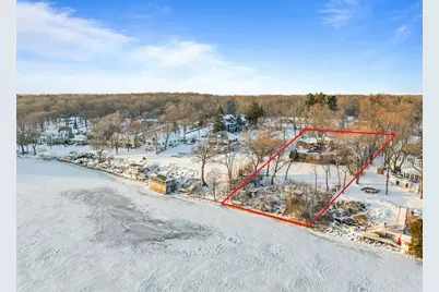 2304  North Shore Dr, Delavan, WI 53115 - Photo 96