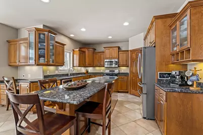 517  Oriole Ln, Howards Grove, WI 53083 - Photo 10