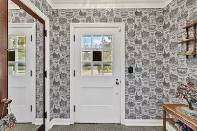 115  Park St, Walworth, WI 53184 - Photo 2