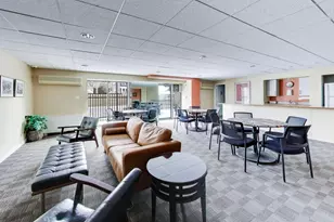 2525 S Shore Dr, Milwaukee, WI 53207 - Photo 24