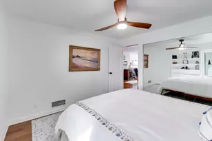 2525 S Shore Dr, Milwaukee, WI 53207 - Photo 20