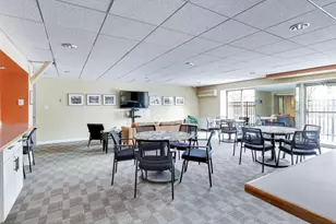 2525 S Shore Dr, Milwaukee, WI 53207 - Photo 26