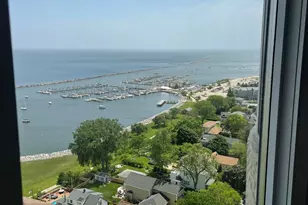 2525 S Shore Dr, Milwaukee, WI 53207 - Photo 4
