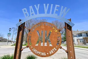 2525 S Shore Dr, Milwaukee, WI 53207 - Photo 2