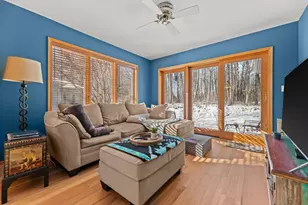 W175N8151 Robin Cir, Menomonee Falls, WI 53051 - Photo 14