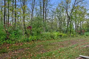 W175N8151 Robin Cir, Menomonee Falls, WI 53051 - Photo 54