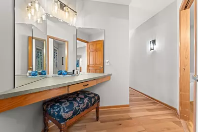 W175N8151  Robin Cir #1, Menomonee Falls, WI 53051 - Photo 16