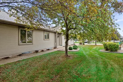 W175N8151  Robin Cir #1, Menomonee Falls, WI 53051 - Photo 48