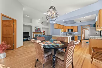 W175N8151  Robin Cir #1, Menomonee Falls, WI 53051 - Photo 12