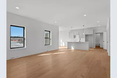 947  Berenschot Trl, Cedar Grove, WI 53013 - Photo 6