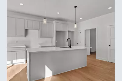 947  Berenschot Trl, Cedar Grove, WI 53013 - Photo 2