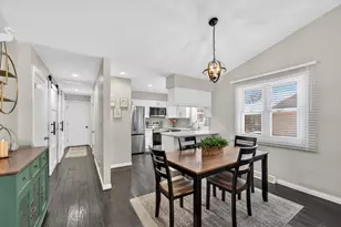 W133N8139 Danell Dr, Menomonee Falls, WI 53051 - Photo 6