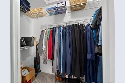 W133N8139  Danell Dr, Menomonee Falls, WI 53051 - Photo 14