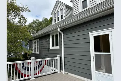 2227 E Woodstock Pl, Milwaukee, WI 53202 - Photo 12